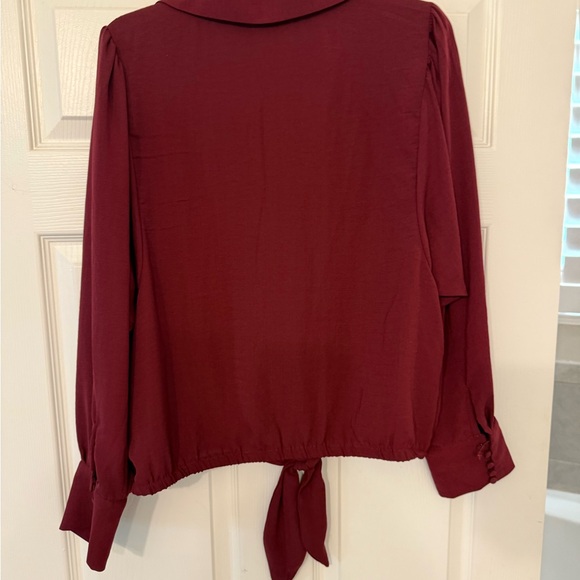 Vince Camuto Burgundy Tie-Front Long Sleeve Elegant Blouse - Picture 5 of 8